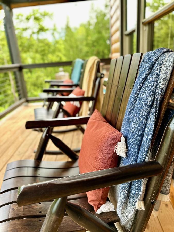 Вилла Whispering Pines Севьервилл Экстерьер фото