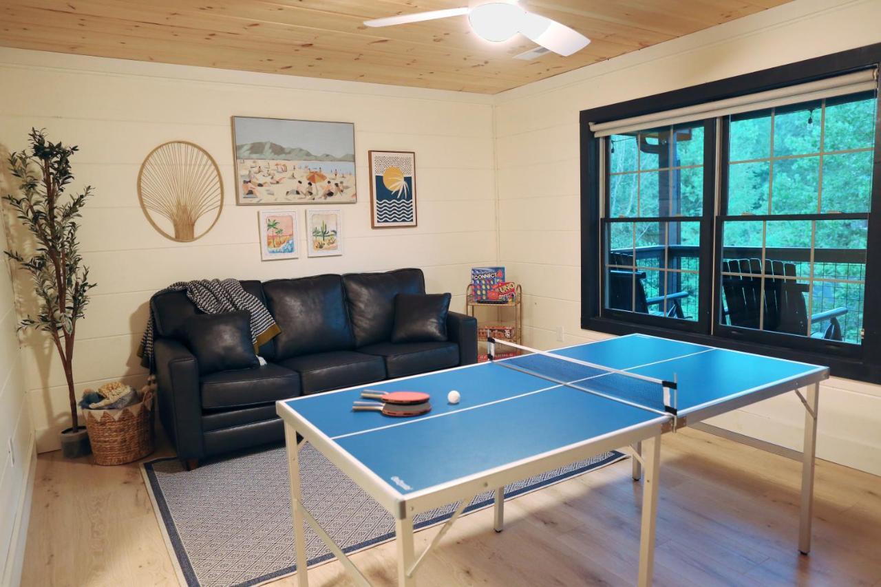 Вилла Whispering Pines Севьервилл Экстерьер фото